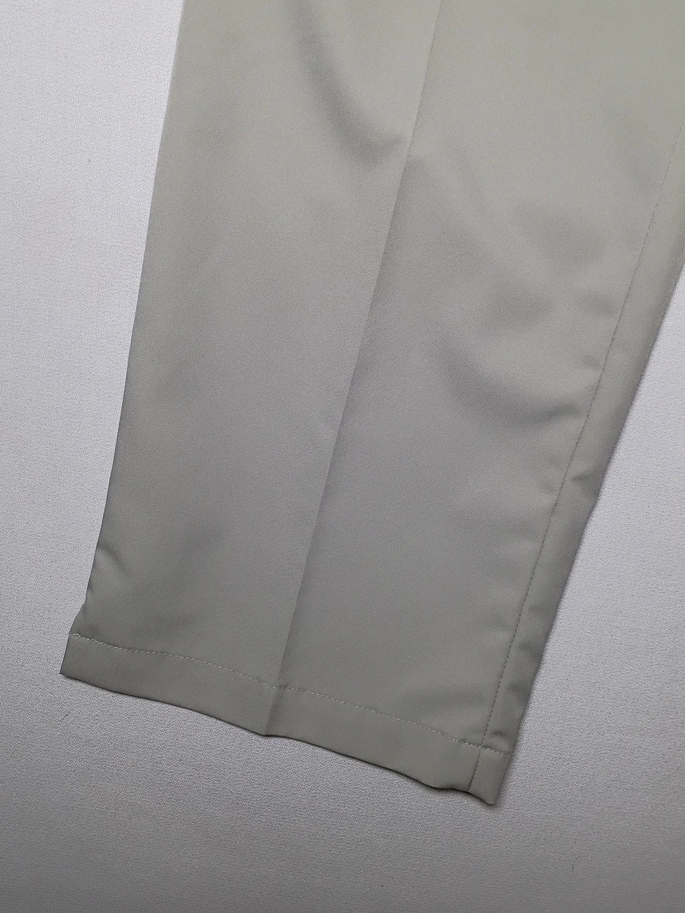 Greg Norman For Tasso Elba Mens Slim Fit Trousers 34X32 Beige Flat Front